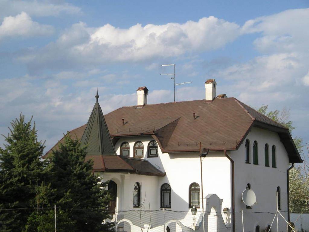 B&B Villa Pipacs Bácsfeketehegy Kültér fotó